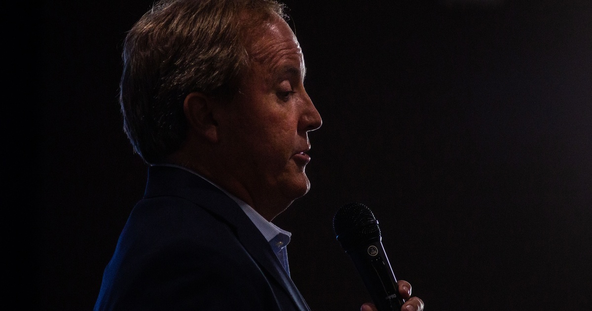 Ken Paxton beats P. Bush in Texas GOP runoff for attorney